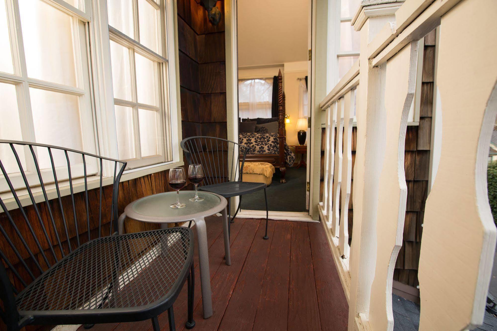 The Victoria Inn Murphys Esterno foto