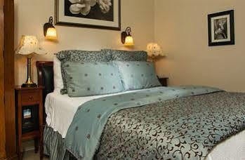 The Victoria Inn Murphys Esterno foto