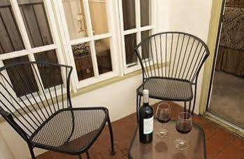 The Victoria Inn Murphys Esterno foto