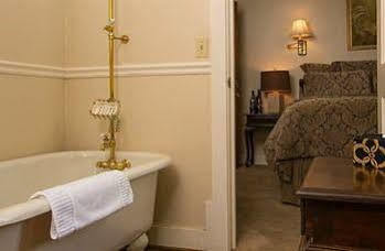 The Victoria Inn Murphys Esterno foto